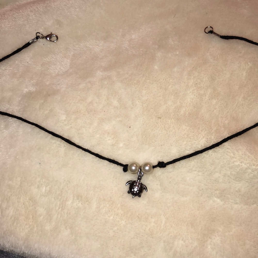 Gorgeous vsco Turtle choker🐢(save the turtles!)